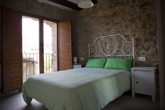 Habitación-estancia-1-Casa-Grabiel-turismo-de-Areny-de-Noguera-Aragón